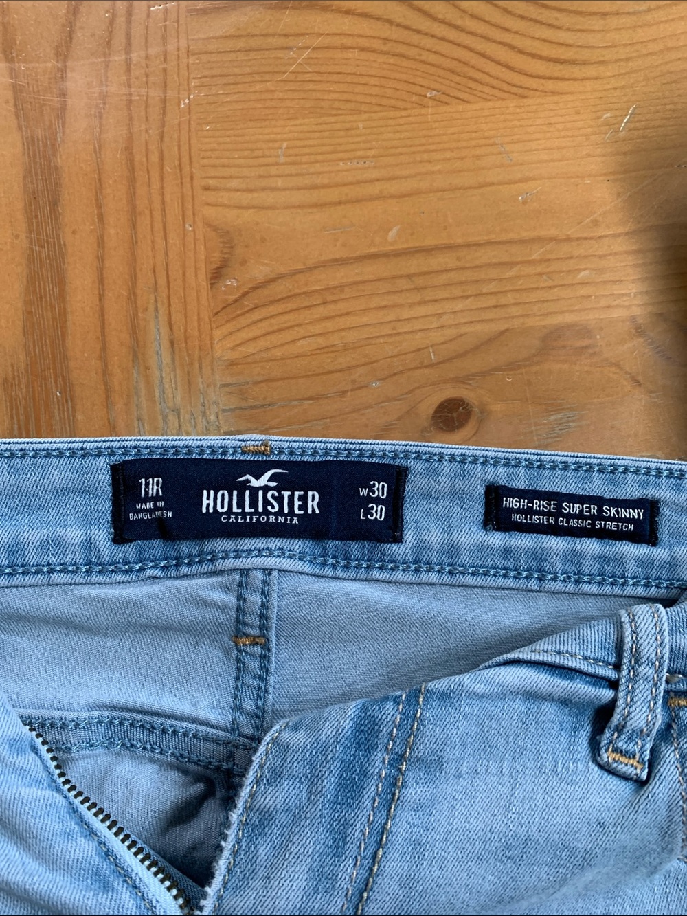 Hollister Womens High-Rise Super Skinny Jeans, Classic Stretch